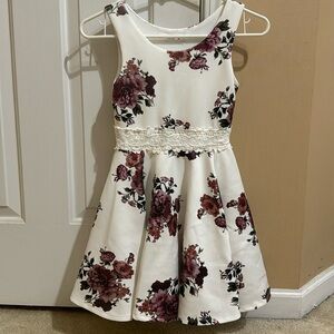 Girls dress size 8